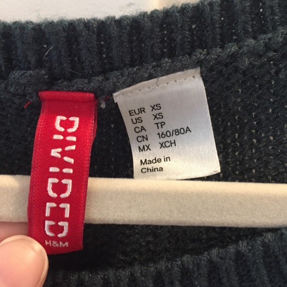 H&M 3/4 Sleeve Sweater - Picture 2 of 3